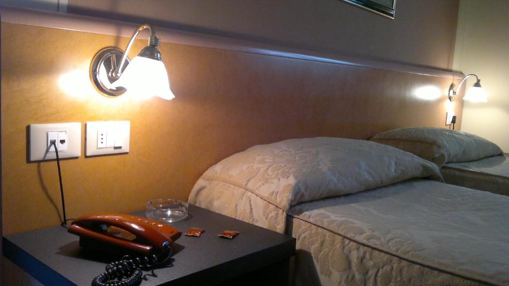 Hotel Riviera Segrate Rum bild